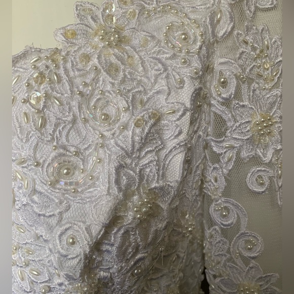 Pre loved 🥰 Morilee Vintage, minimal Raw Silk Wedding Dress. - Picture 15 of 15